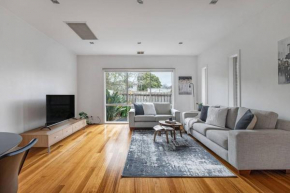 East Brighton Townhouse by Ready Set Host